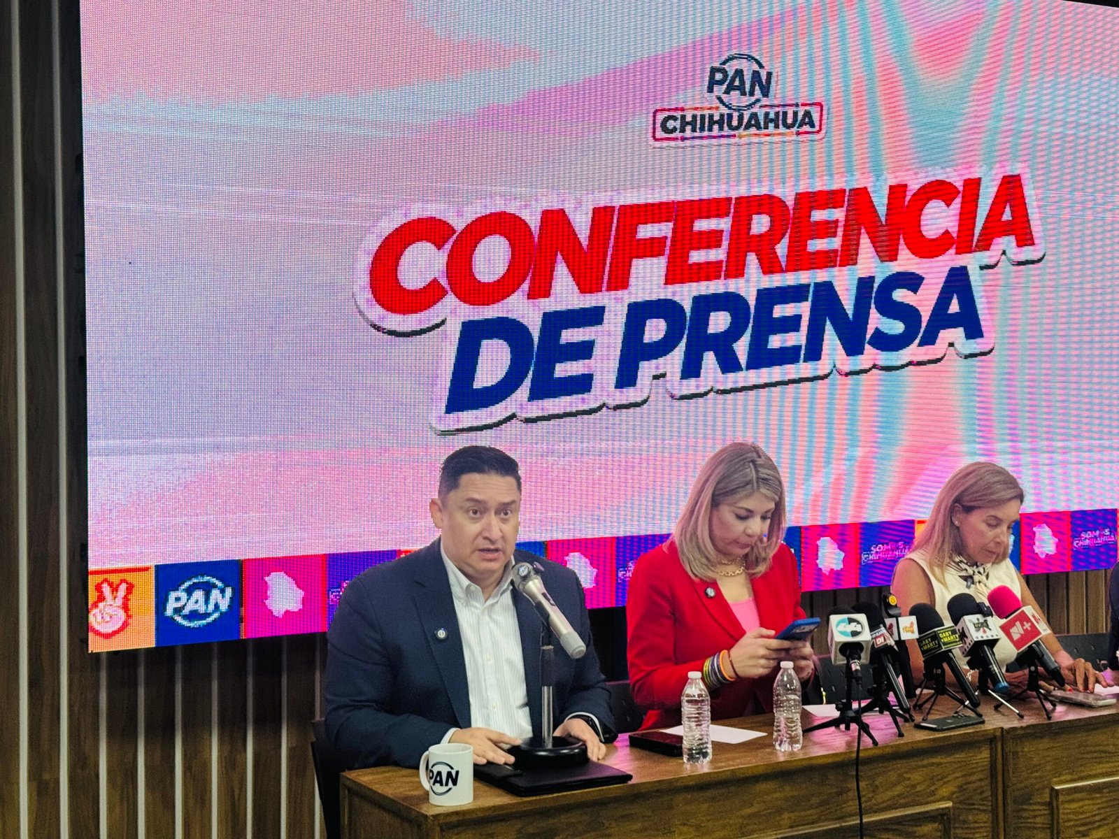 No quiero pensar que diputados de Morena estén al servicio de Cruz y por eso se opongan a Poniente 5… y si es así, vaya Cruz que están cargando: Alfredo Chávez