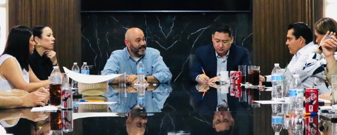 Se reúnen diputados del GPPAN con el secretario de Desarrollo Humano y Bien Común