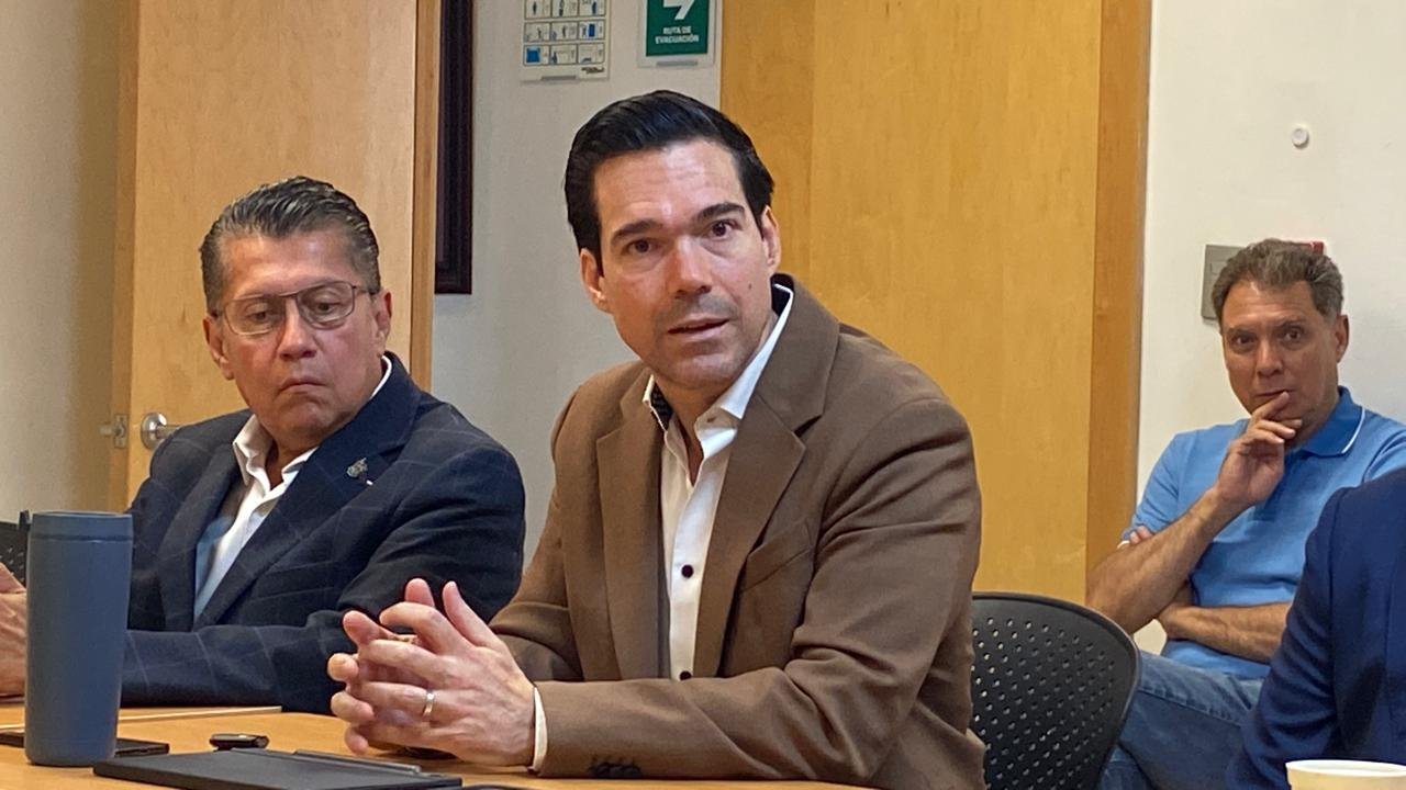 Espectaculares vs el IMSS son politicos; urge mejorar ante un claro problema: Coparmex