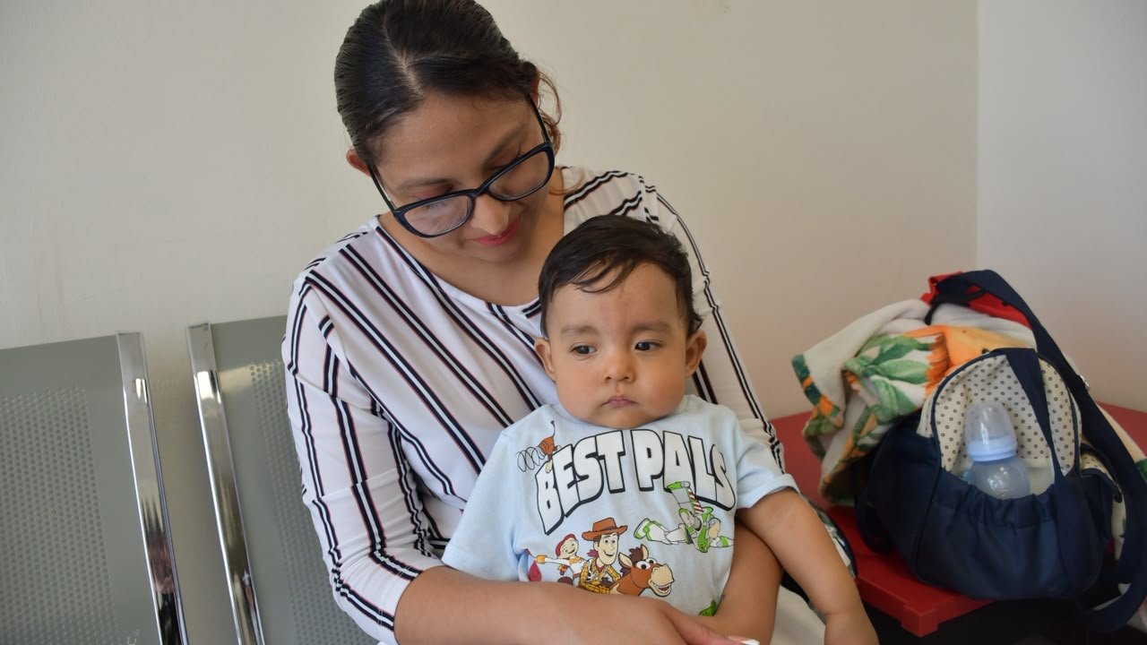 Se recupera Liam tras cirugía cardiovascular en el Hospital Infantil de Ciudad Juárez