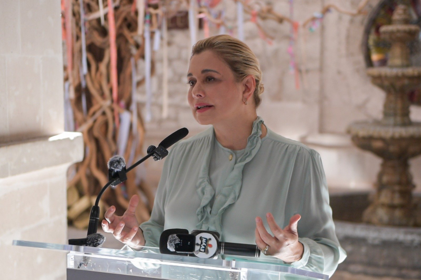 Pide Maru Campos garantía de audiencia con Sheinbaum, “no sirvió llevarse bien con la 4T”