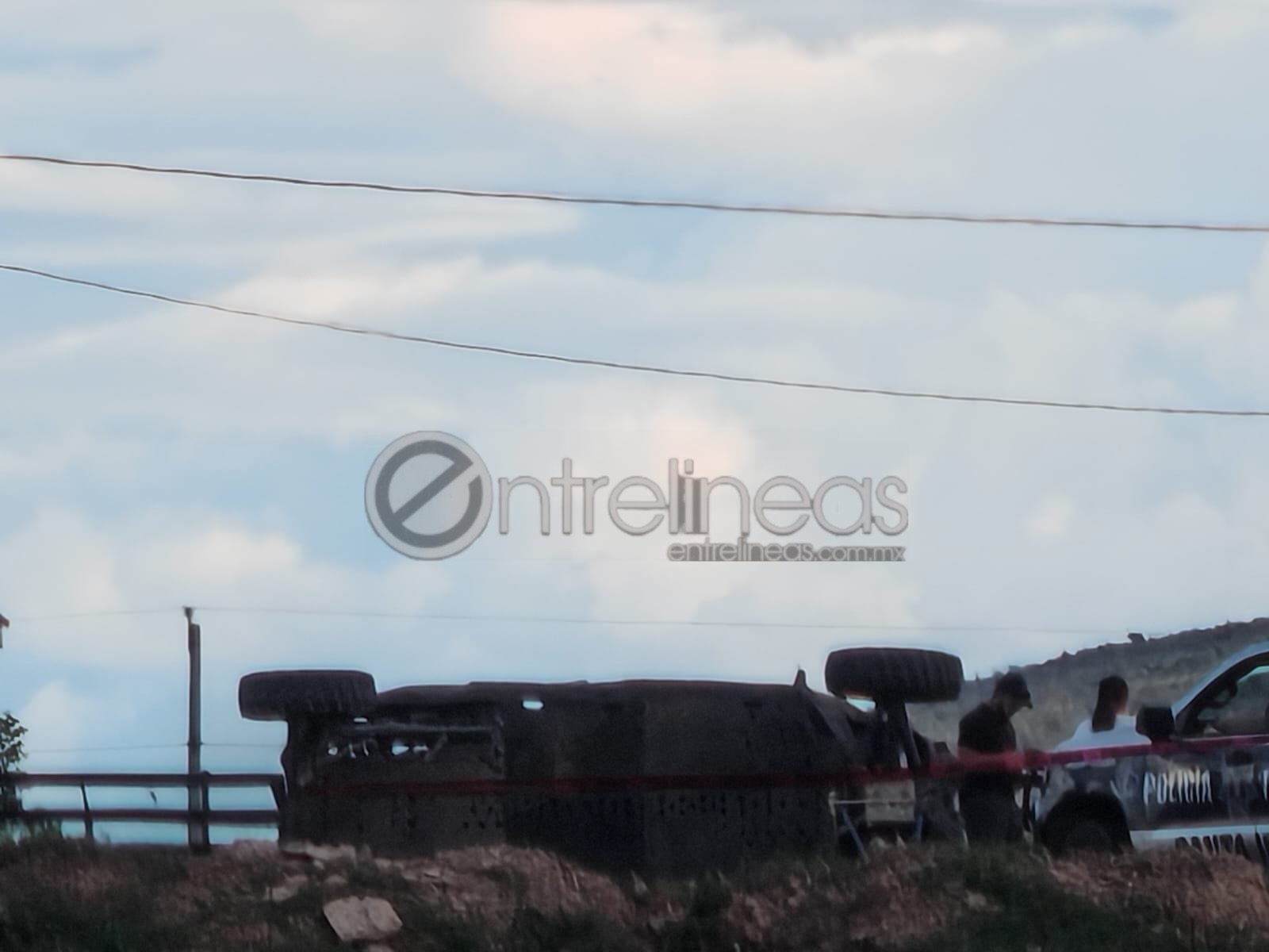 Muere hombre tras volcadura de vehículo RZR en Santa Isabel; otro resulta lesionado