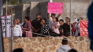 “¡Fuera, fuera!”: maestros de la CNTE gritan a Sheinbaum durante evento en Zacatecas