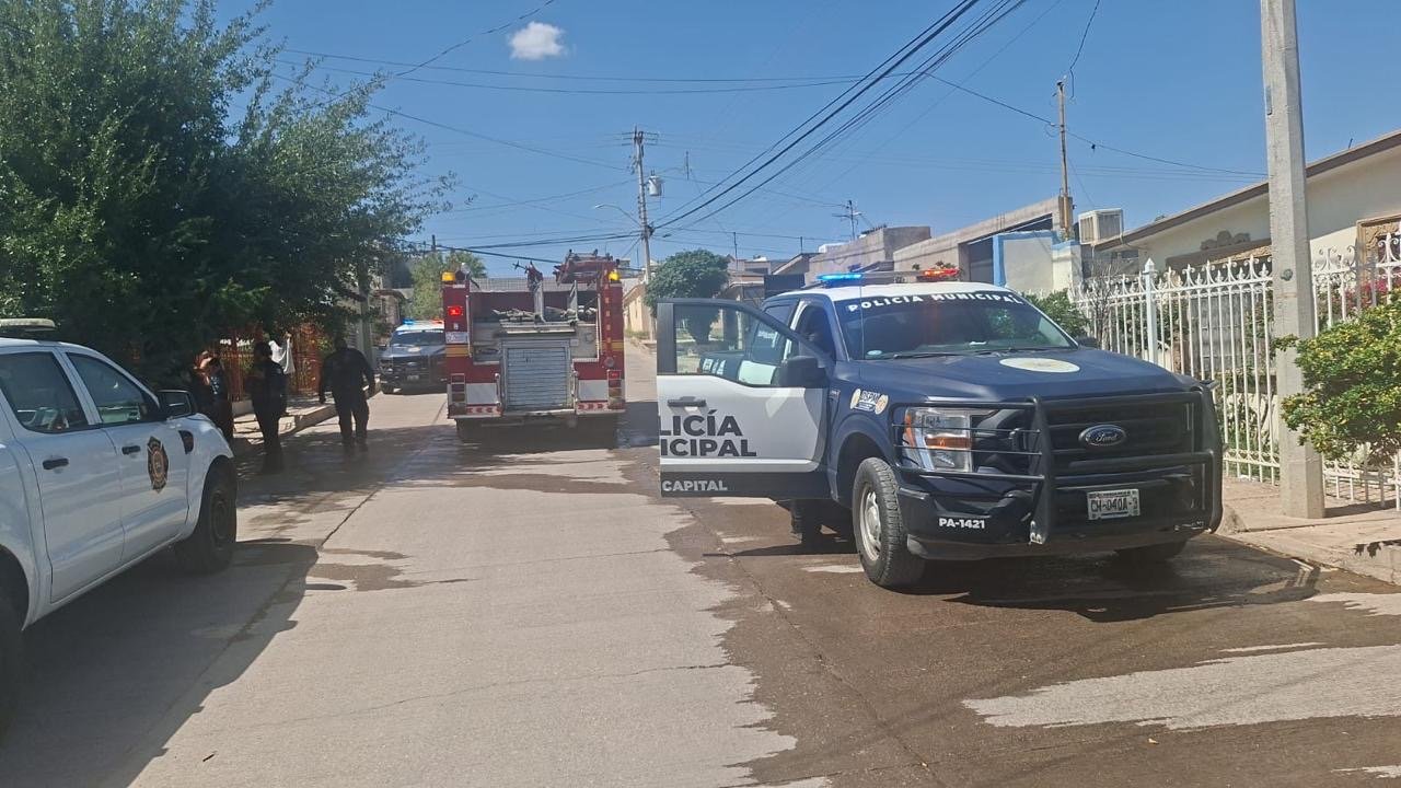 Incendio en vivienda moviliza a policías y bomberos en la Pavis Borunda