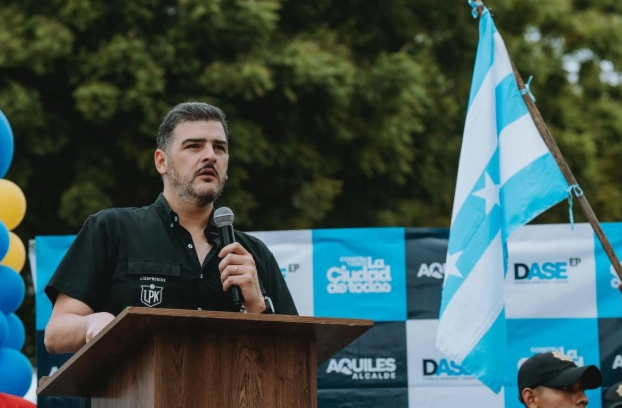 Condenan a tres años de cárcel a alcalde de Ecuador por incumplir uso de grillete electrónico