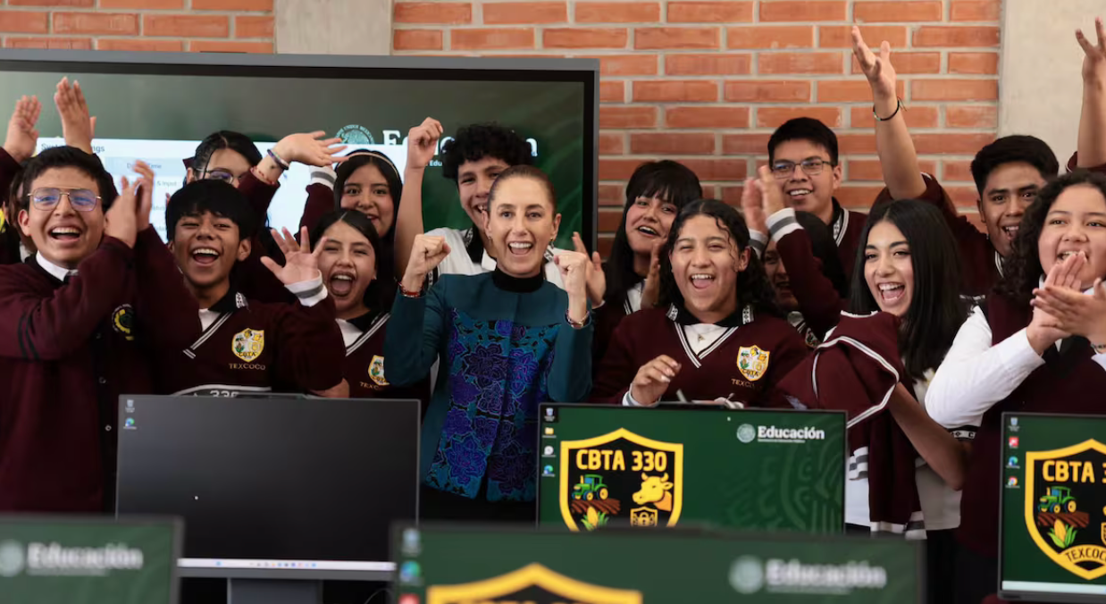 Claudia Sheinbaum duplica meta de educación media superior a 400 mil lugares