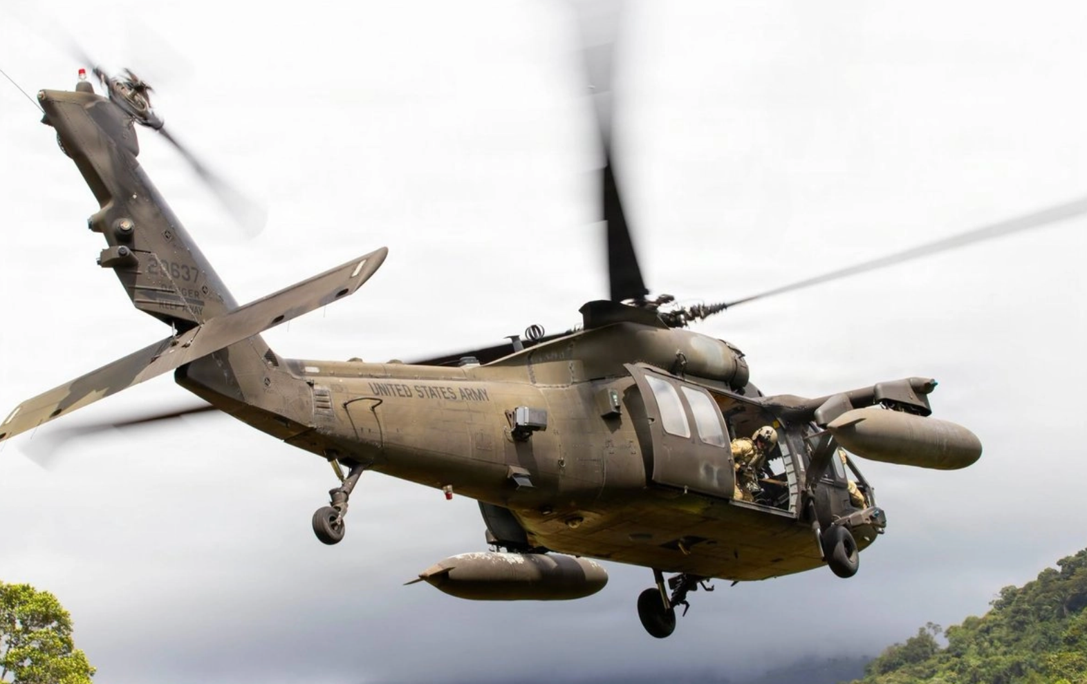 Colombia autoriza operaciones militares conjuntas con EU contra el narcotráfico