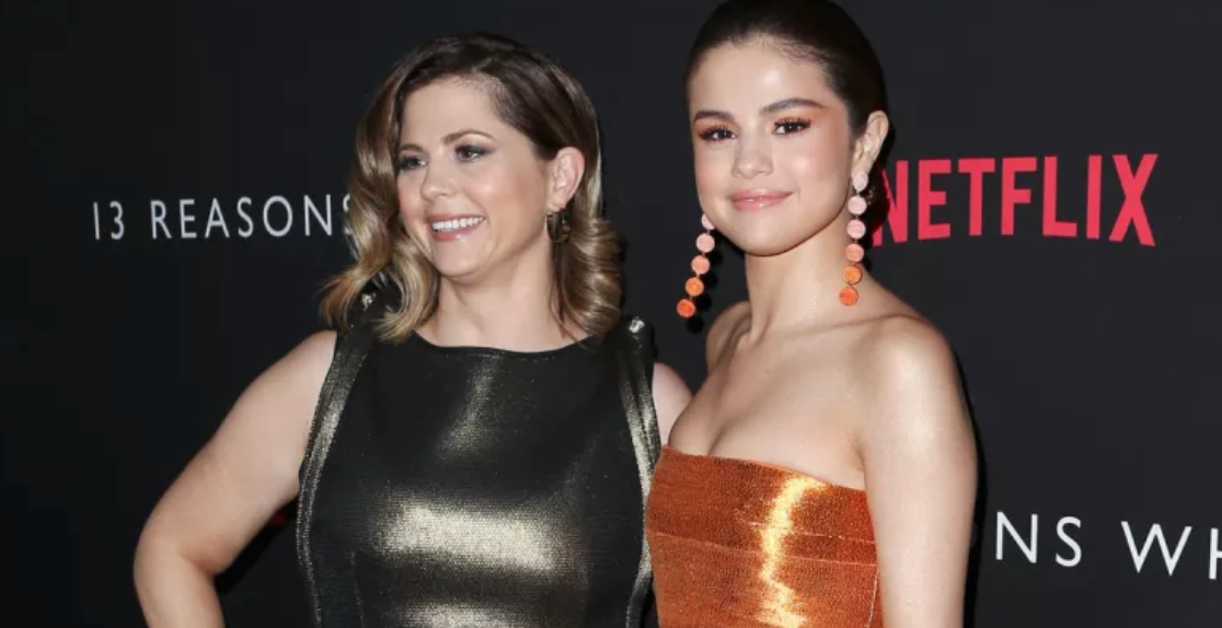 Selena Gomez y su mamá son demandadas por presunto fraude relacionado con su startup de salud mental