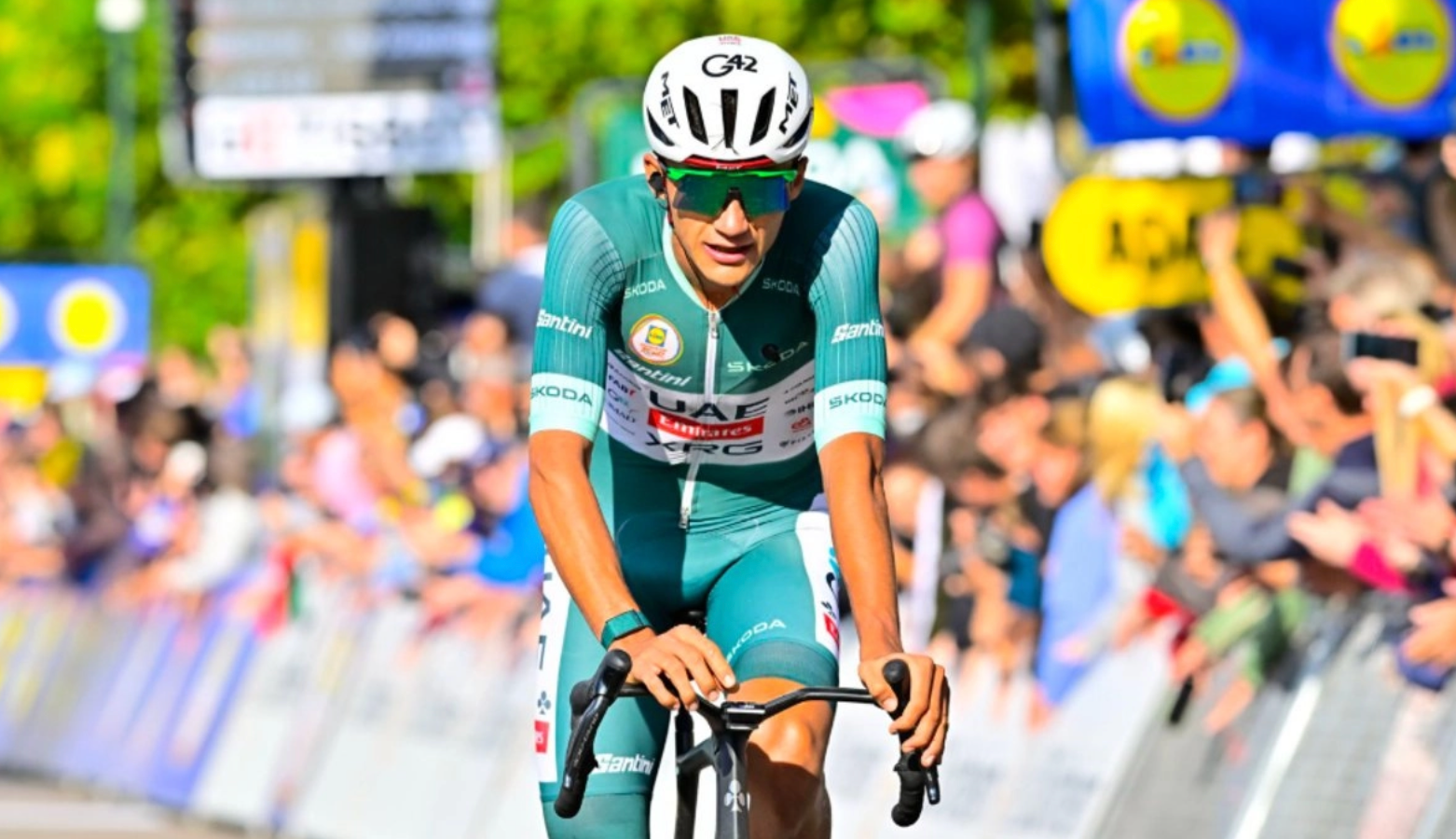 Isaac del Toro arrebata el liderato de la Vuelta a Alemania