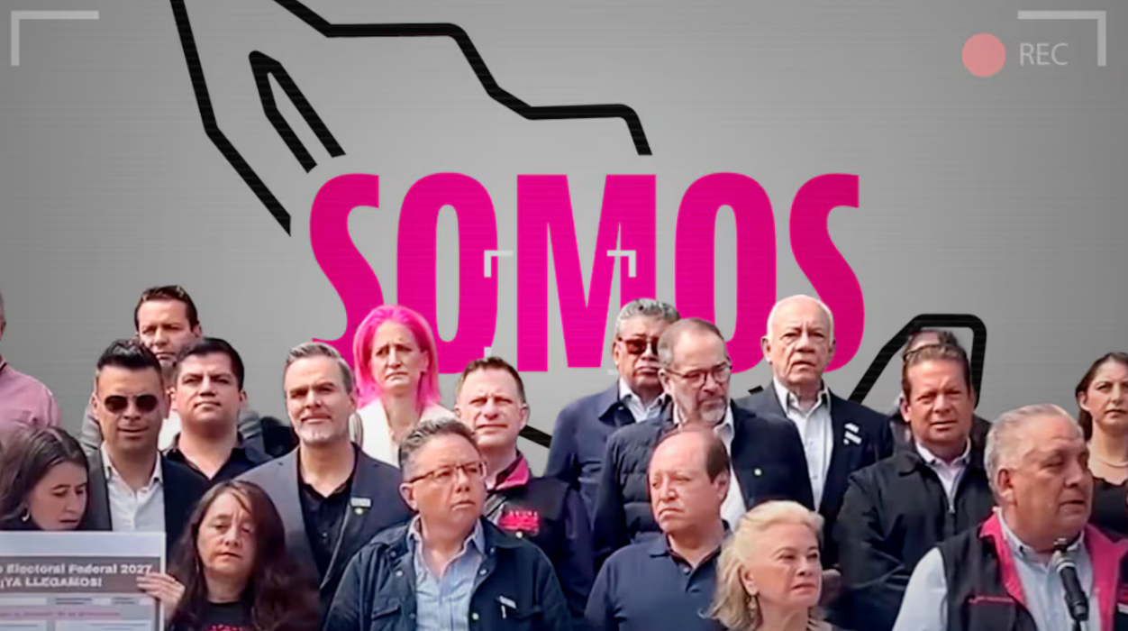 Somos México cambia de nombre, pero mantiene el polémico color rosa del INE