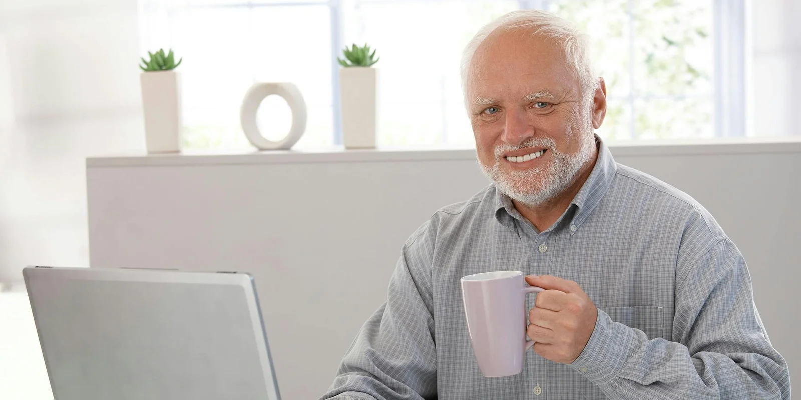 Protagonista del meme ‘Hide the pain Harold’ es el favorito para la presidencia de Hungría