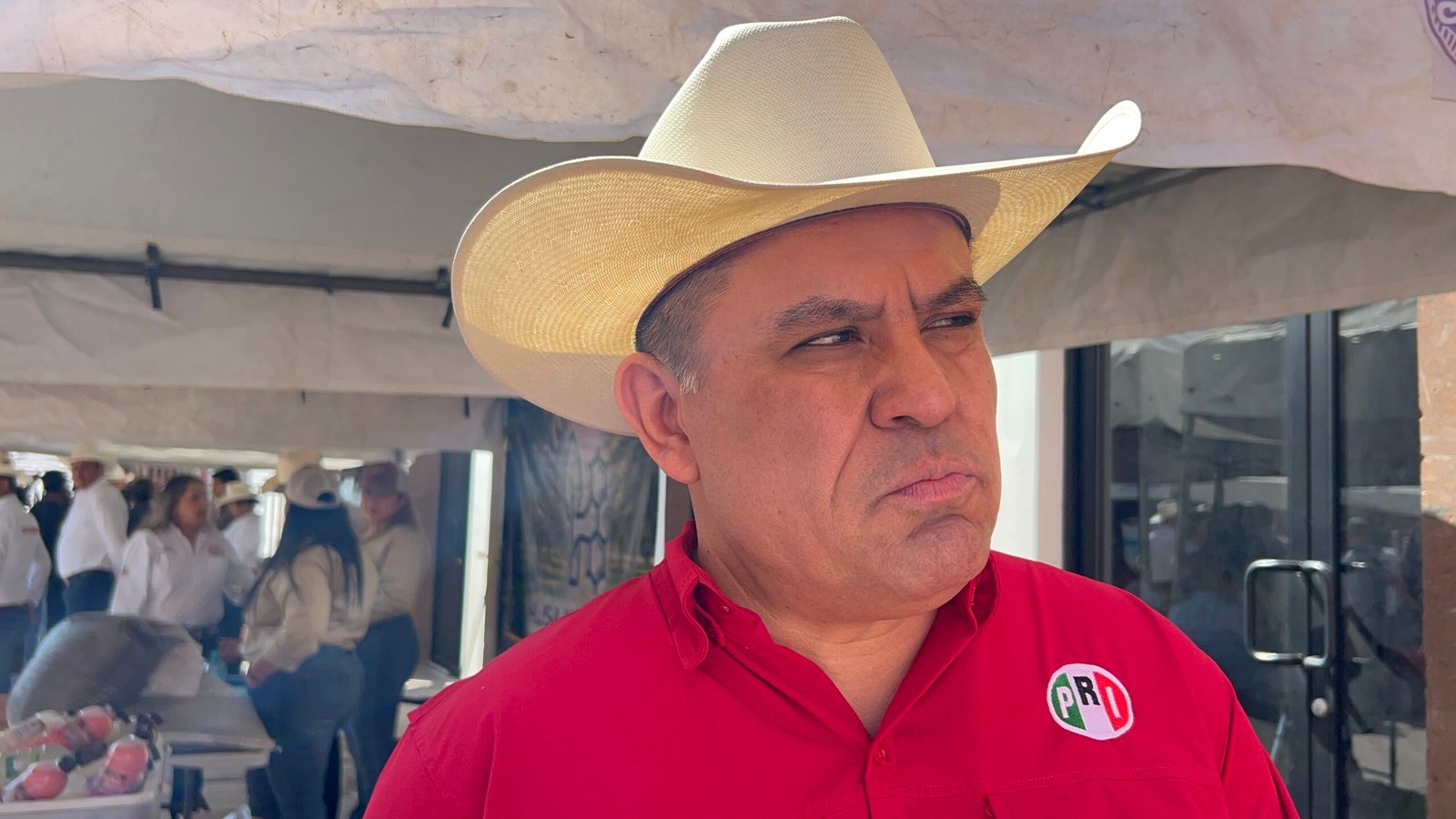 Alex Domínguez llama a evitar guerra de espectaculares y campañas anticipadas en Chihuahua