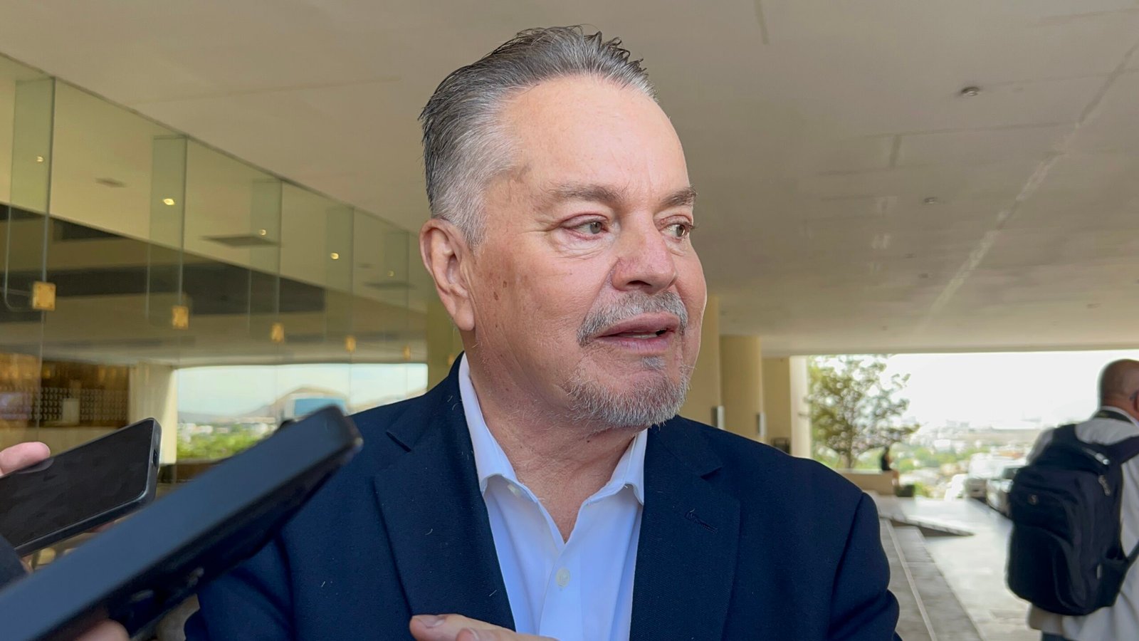 “Andy no es nadie”: Mario Vázquez critica reacción de López Beltrán tras retiro de visa