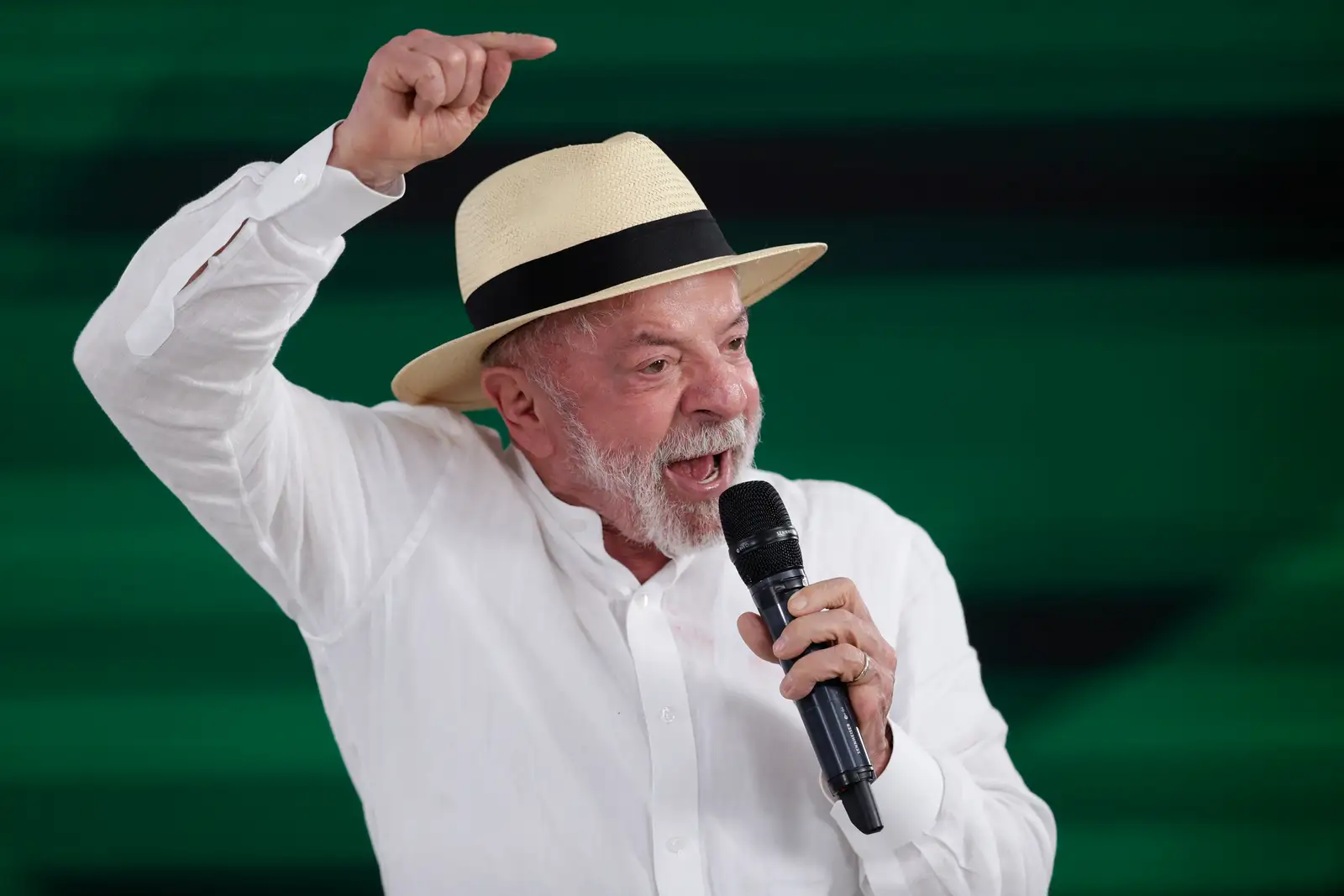 El presidente de Brasil, Lula da Silva formaliza su candidatura a la reelección