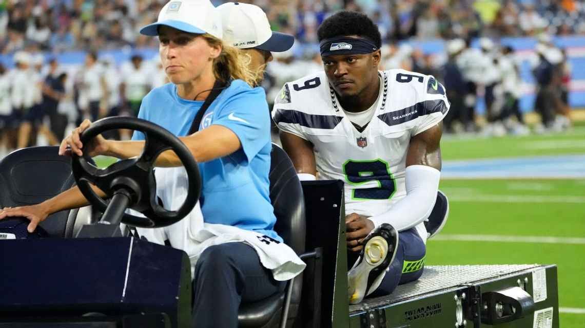 ¡Duro golpe para Seattle! Bud Clark se perdería la temporada por una fractura