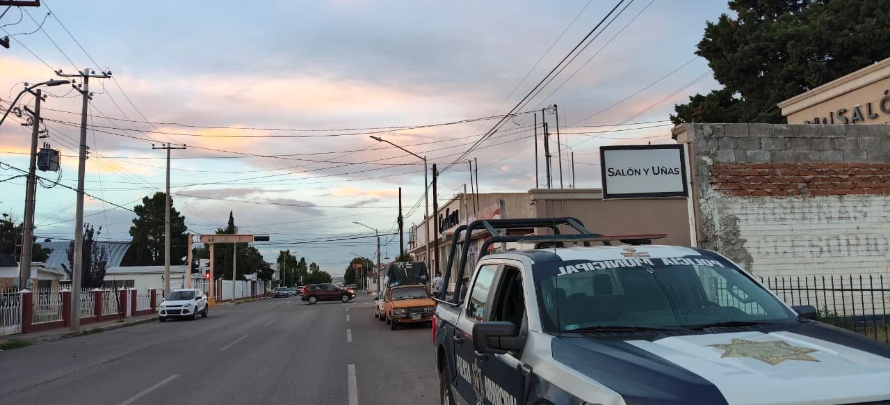 Roban carrito de dulces a vendedora en Cuauhtémoc