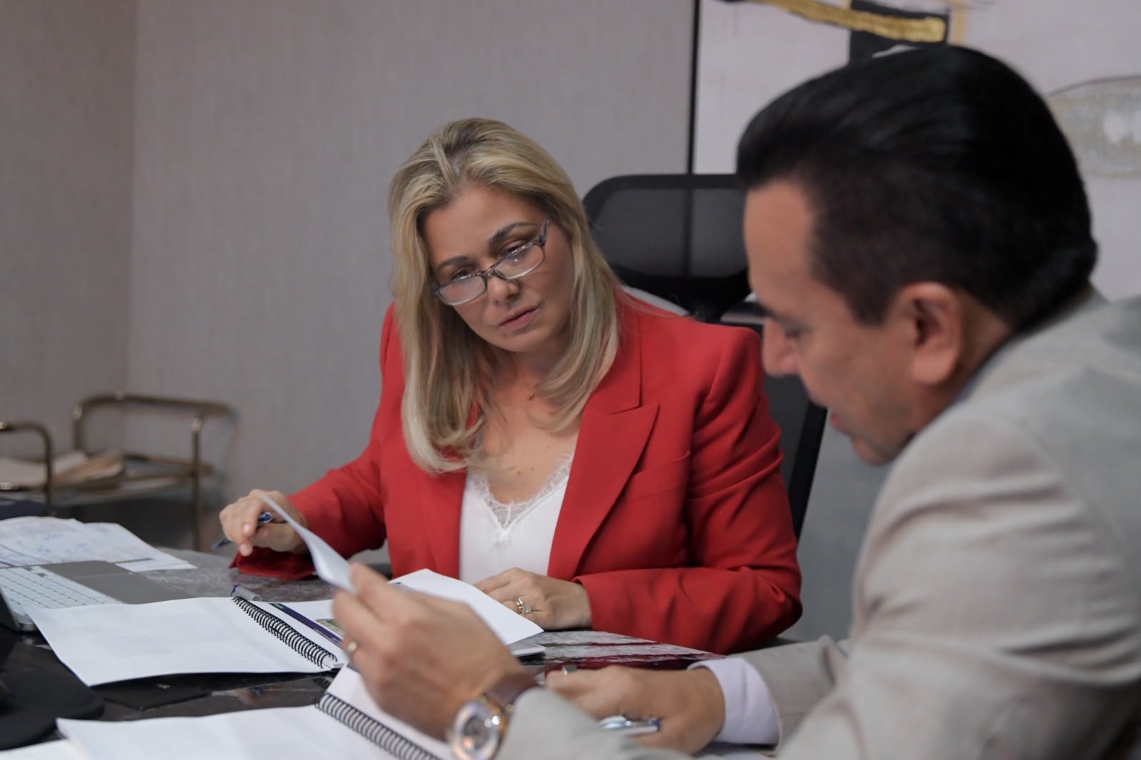 Maru Campos da seguimiento a plan de obra pública en la entidad