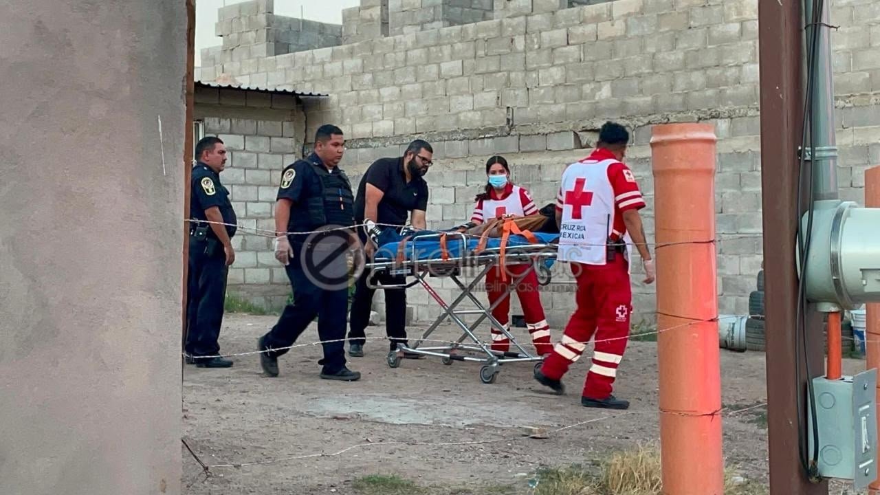 Joven de 22 años es apuñalado durante convivencia en la colonia Ladrilleros Sur
