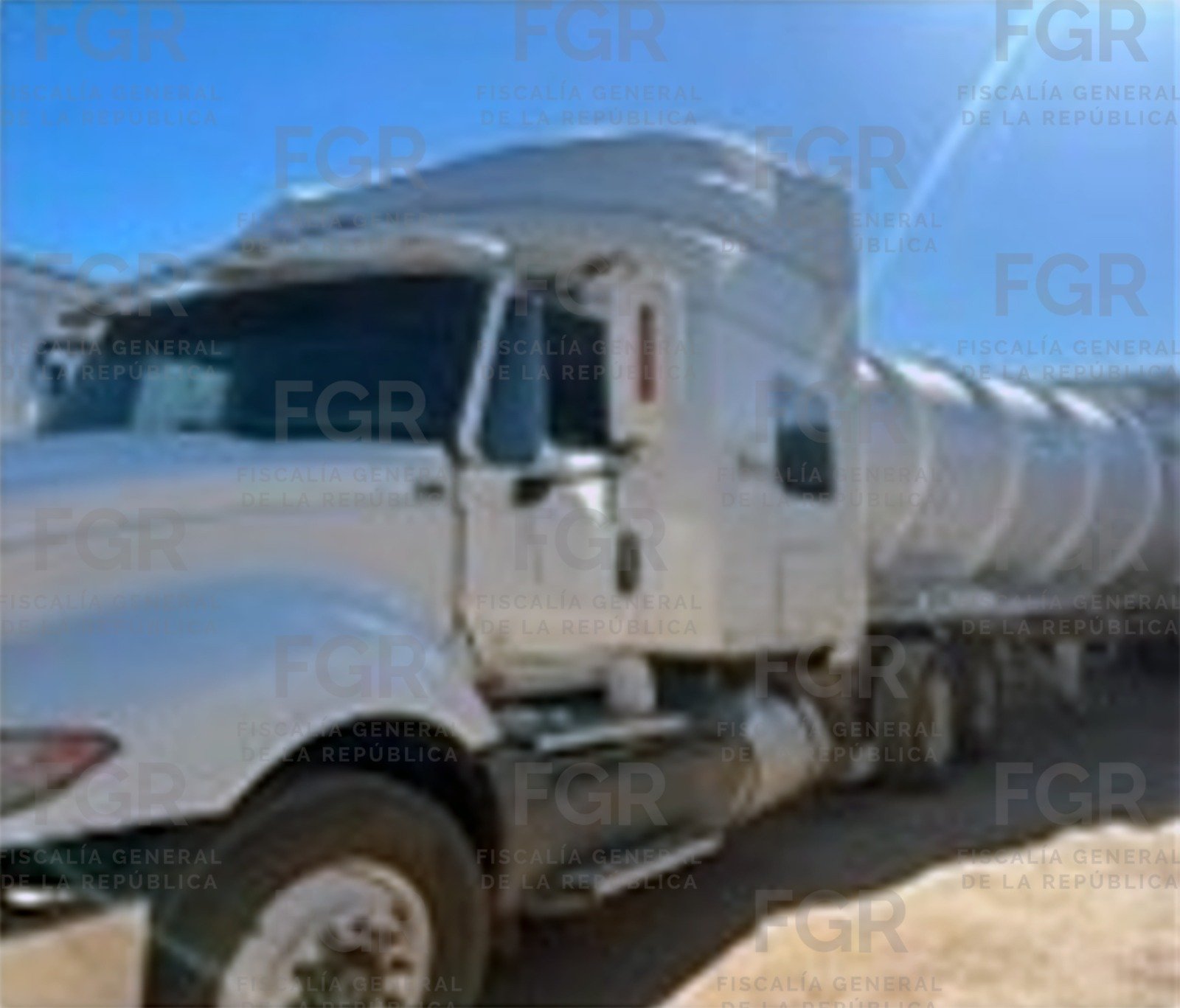 Asegura FGR cerca de 100 mil litros de hidrocarburo durante cateo en Aldama