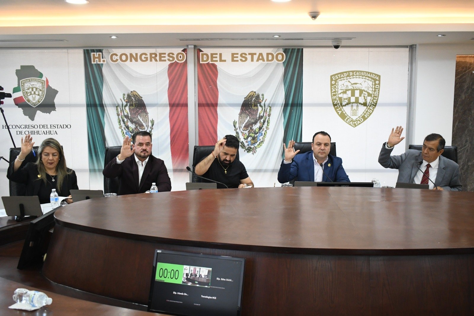 Congreso de Chihuahua exhorta a USICAMM a transparentar asignación de plazas docentes