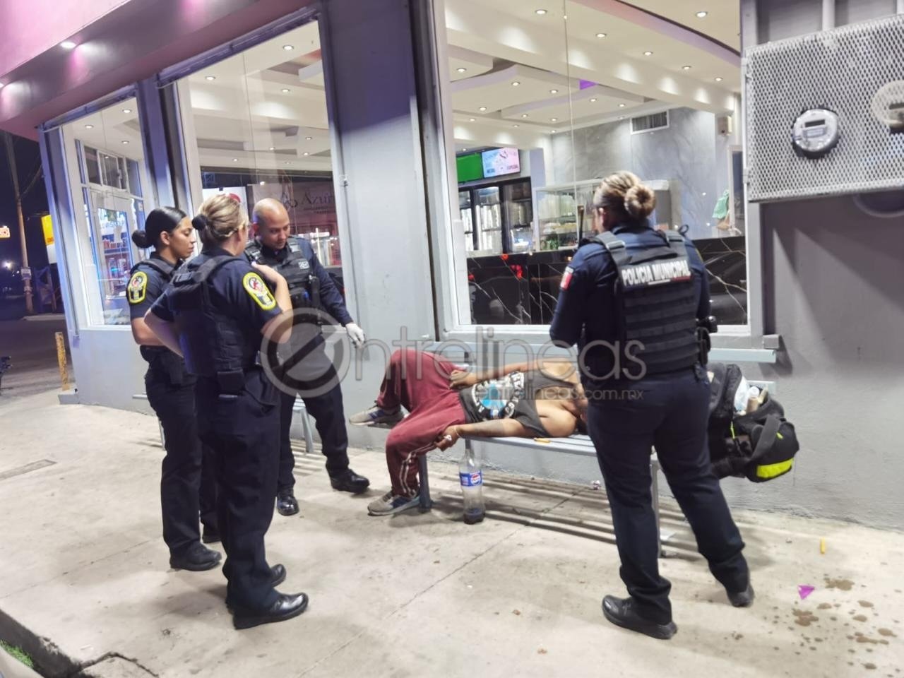 Golpean brutalmente a hombre y pide auxilio en paletería de Los Sahuaros