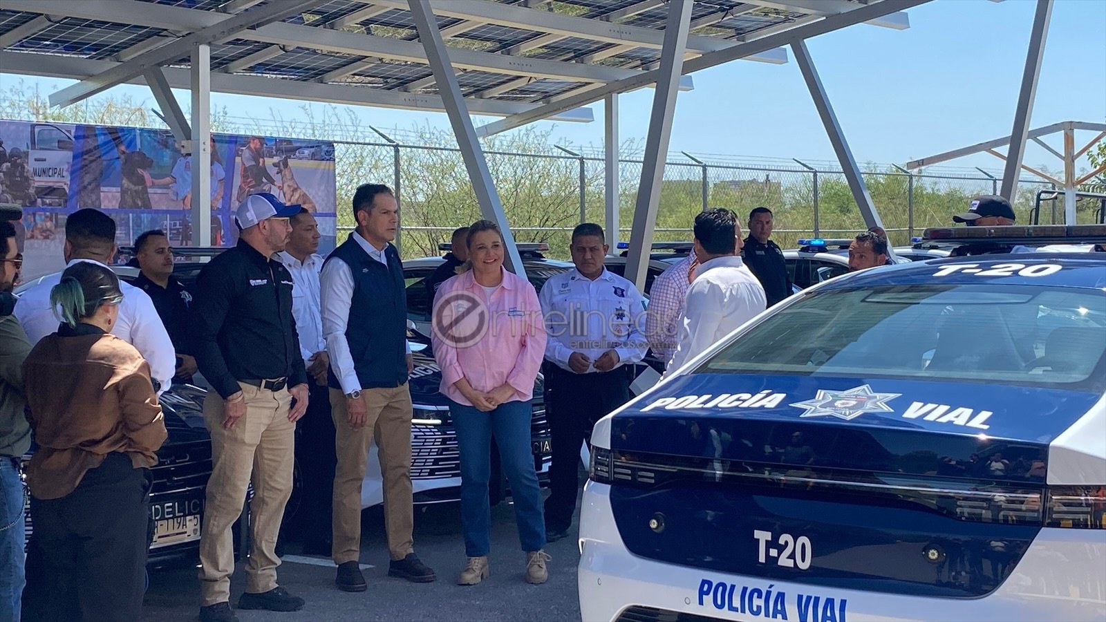 Entrega Maru Campos patrullas eléctricas a Policía Vial de Delicias