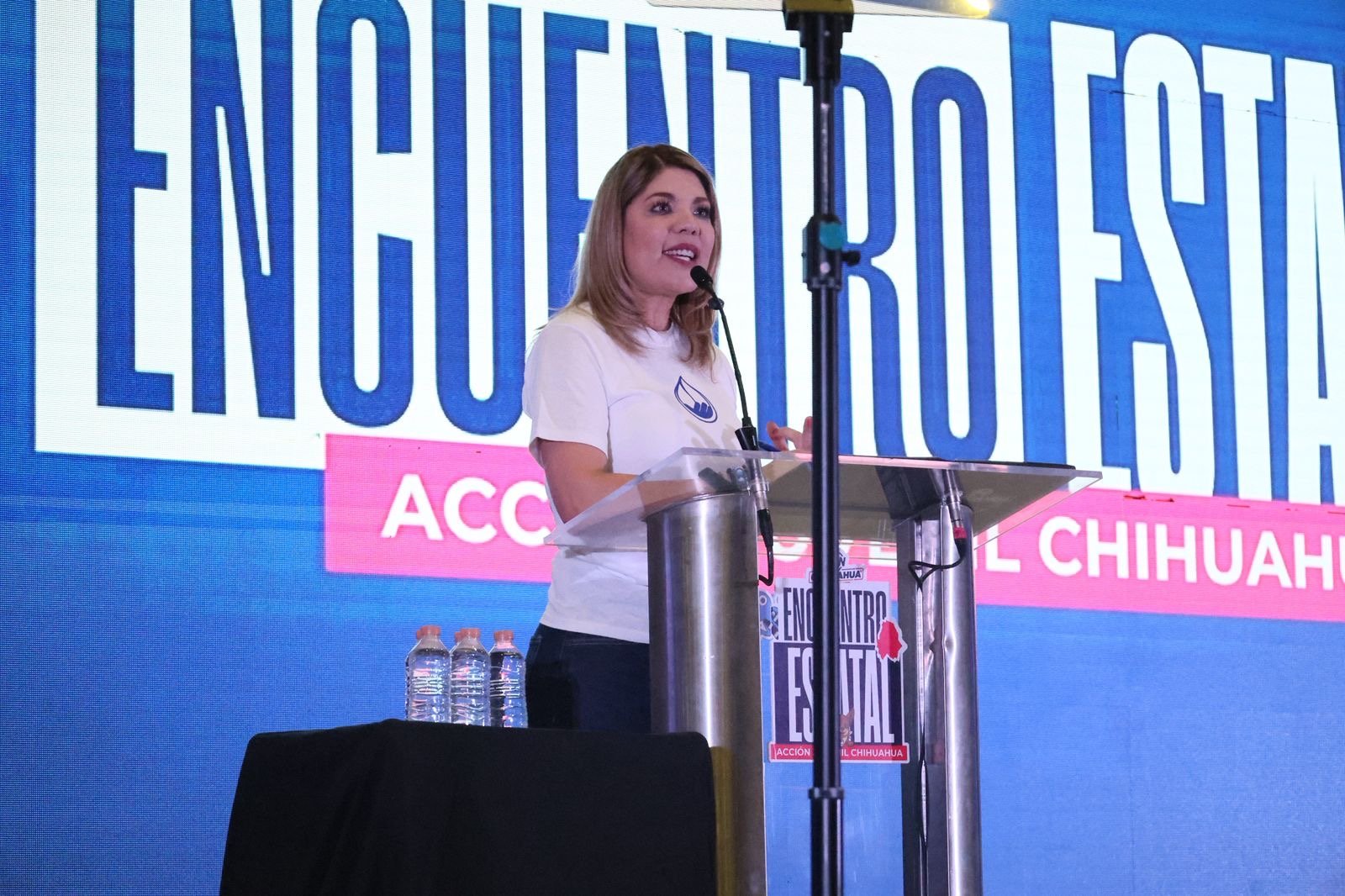Llama Daniela Álvarez a jóvenes de Acción Juvenil a soñar, actuar y lograr