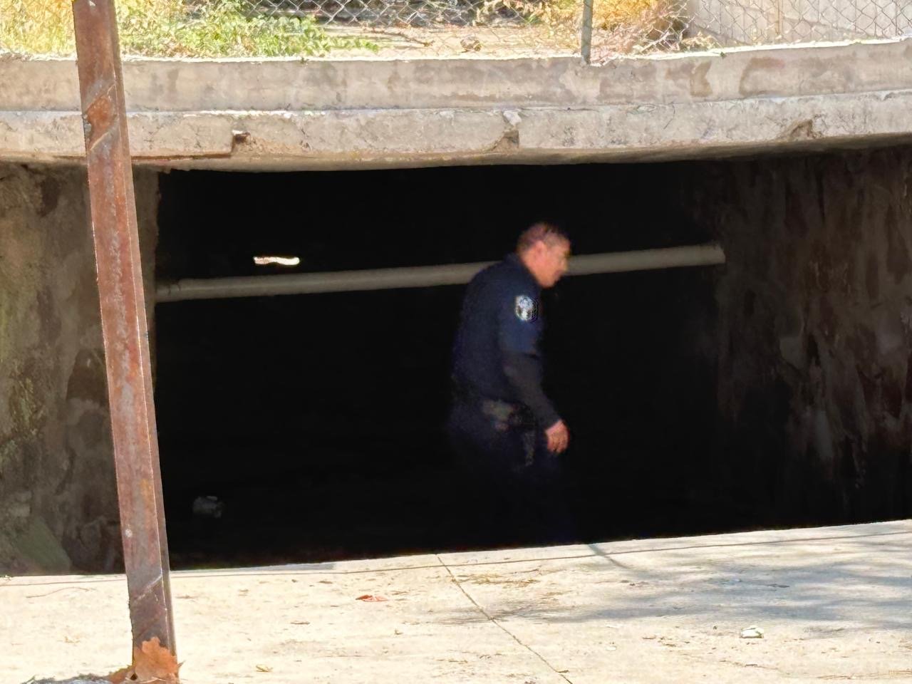 Muere adulto mayor tras caer a un arroyo en Chihuahua