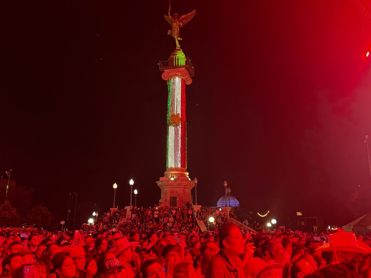 Registran 40 mil asistentes al Gruto de Independencia en Plaza del Ángel