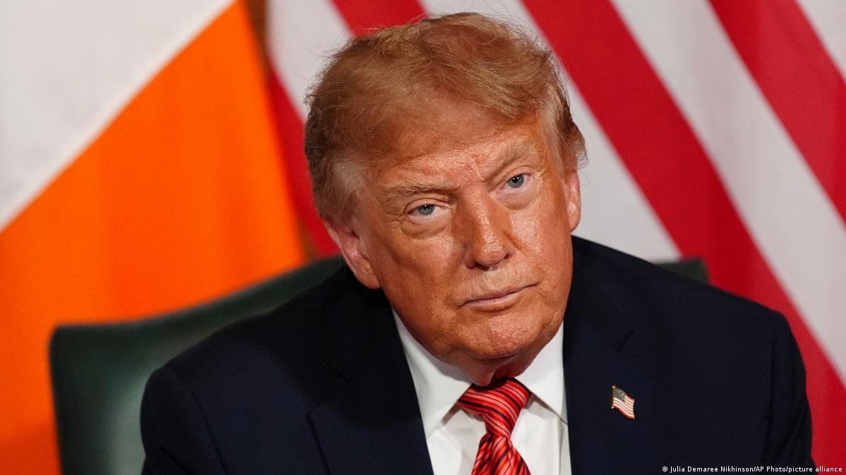 Trump amenaza con grandes aranceles contra Europa si Canadá se asocia a la UE