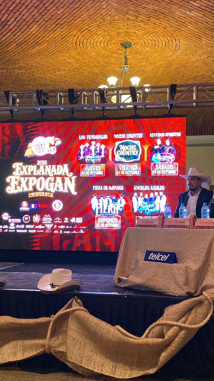 Explanada ExpoGan 2026; Los Vendavales, Sentidos Opuestos, Feria de Ojinaga y Los Ángeles Azules