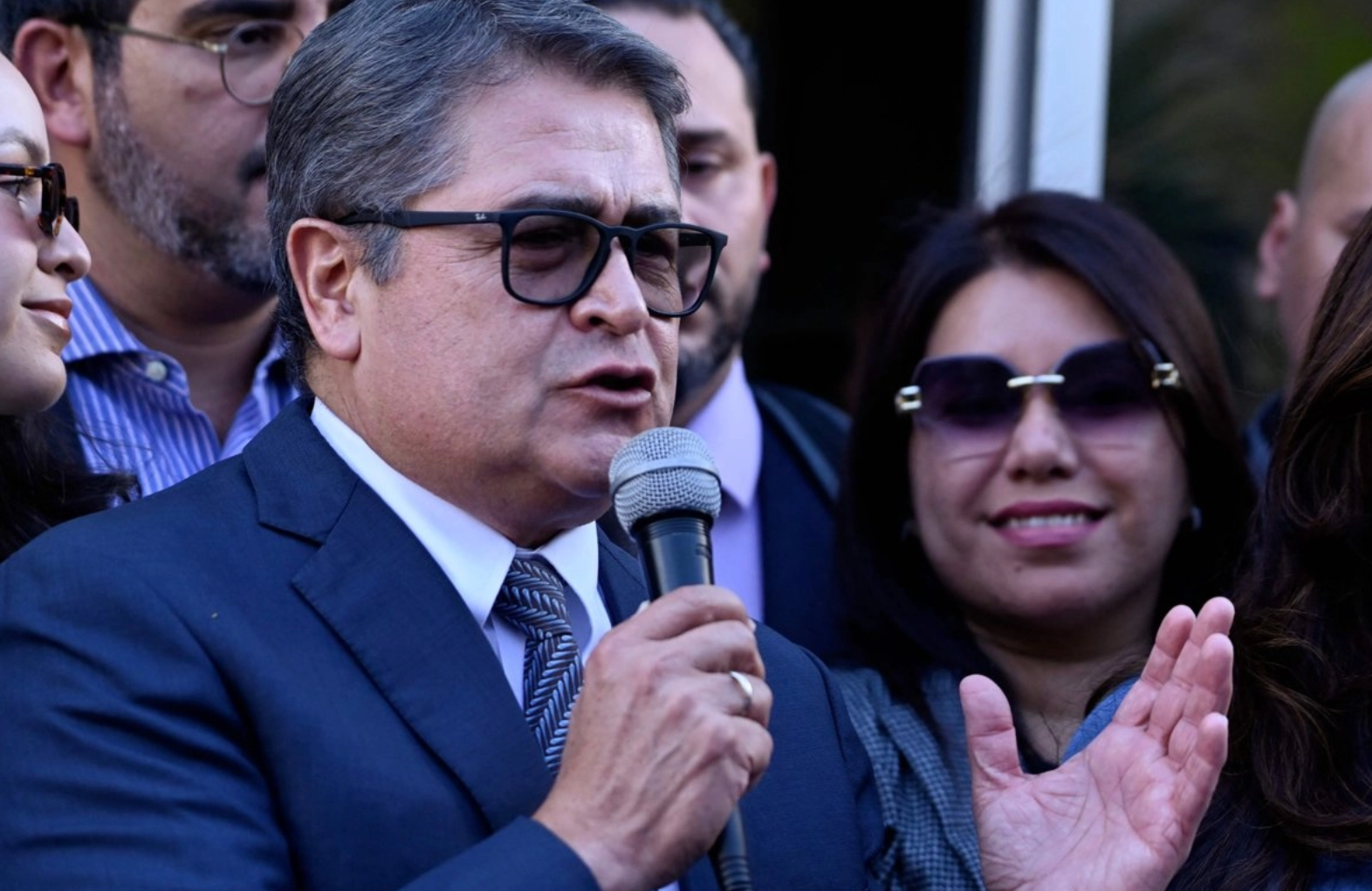 Justicia hondureña retira cargos por fraude y lavado contra Juan Orlando Hernández