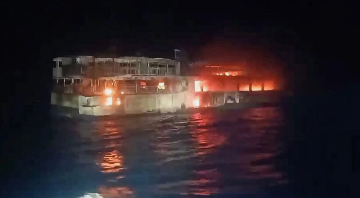 Reportan cinco muertos y 87 desaparecidos por incendio de un ferry en Filipinas