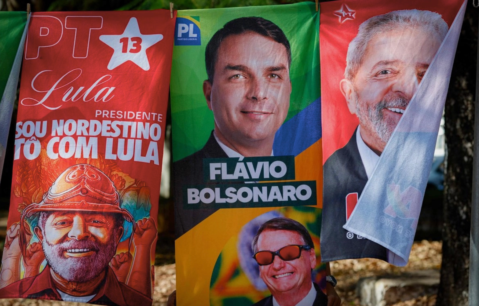 Lula acusa a la derecha de Brasil de buscar apoyo de EU para la candidatura de Flávio Bolsonaro