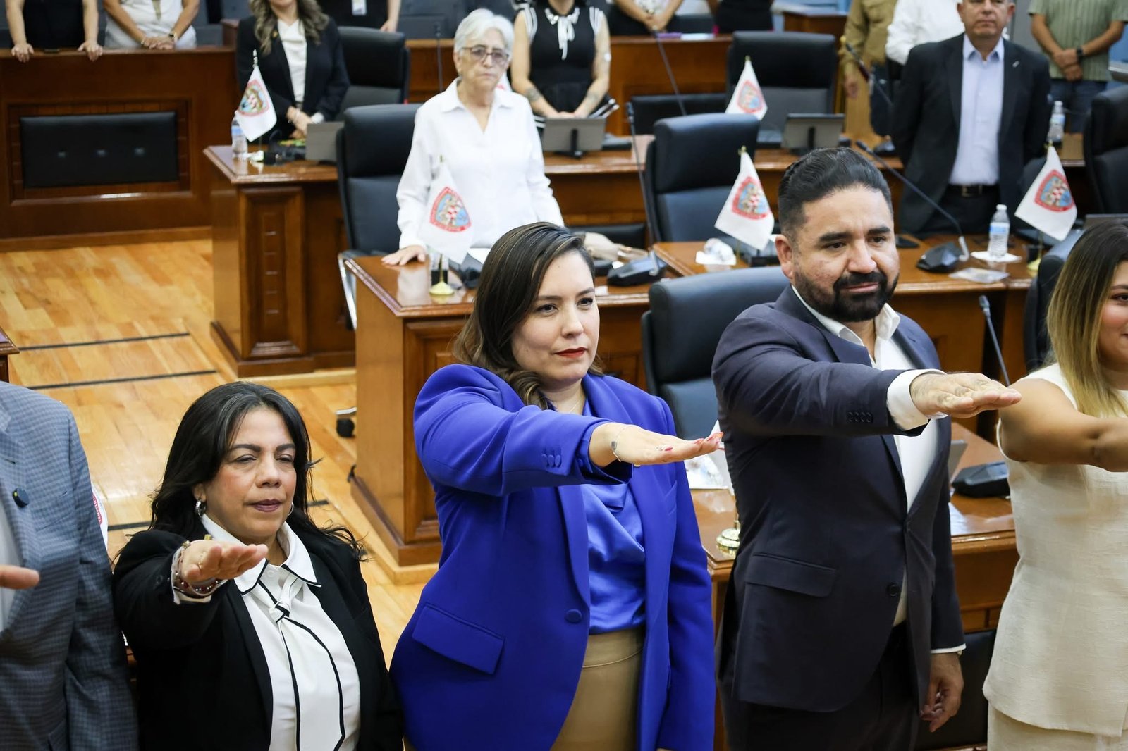 Romero y ‘Alito’ vs el “tumor guinda”-Andrea visita El Paso-Joss asume como presidenta del Congreso-Rosana y las trabas morenas