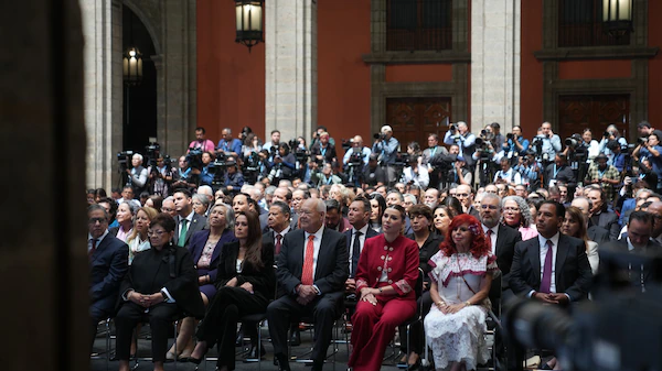 Autonomía de la Fiscalía y los consensos-Maru y la congruencia política-Panistas, ciudadanos y suspirantes-Carta empresarial