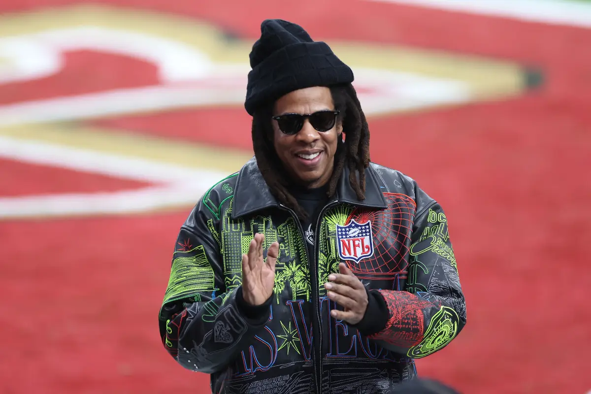 Mujer que acusó a Jay-Z de violación se retracta y asegura que nunca conoció al cantante