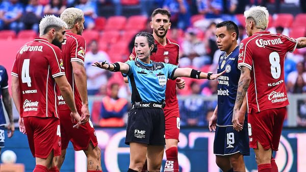 ‘Con un árbitro normal ganábamos’; Mohamed critica a Katia García tras empate de Toluca
