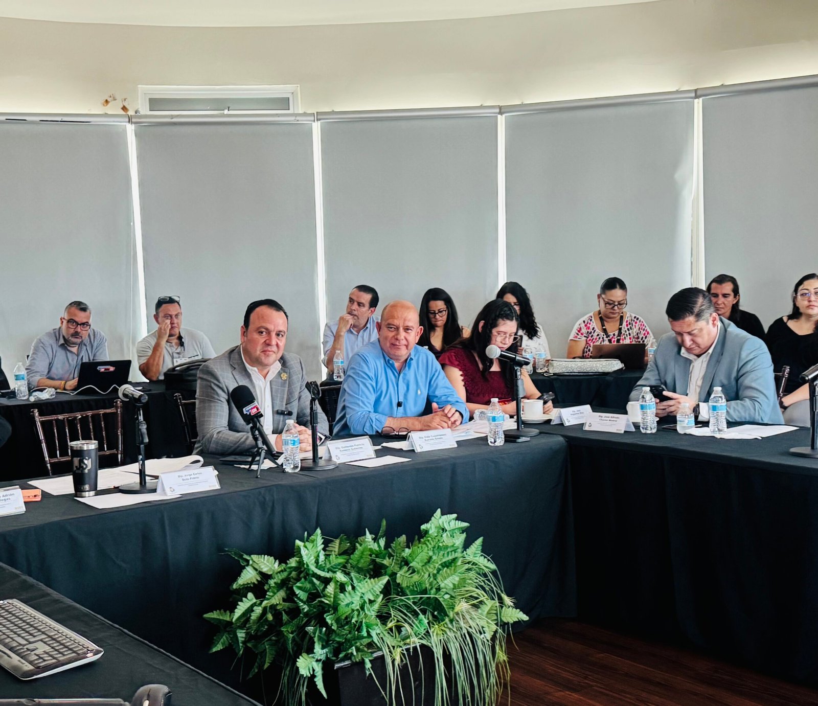 Aunque se vote sentido del dictamen que otorga autonomía a la FGE, se les pedirá a las fuerzas parlamentarias que envíen sus observaciones: Memo Ramírez