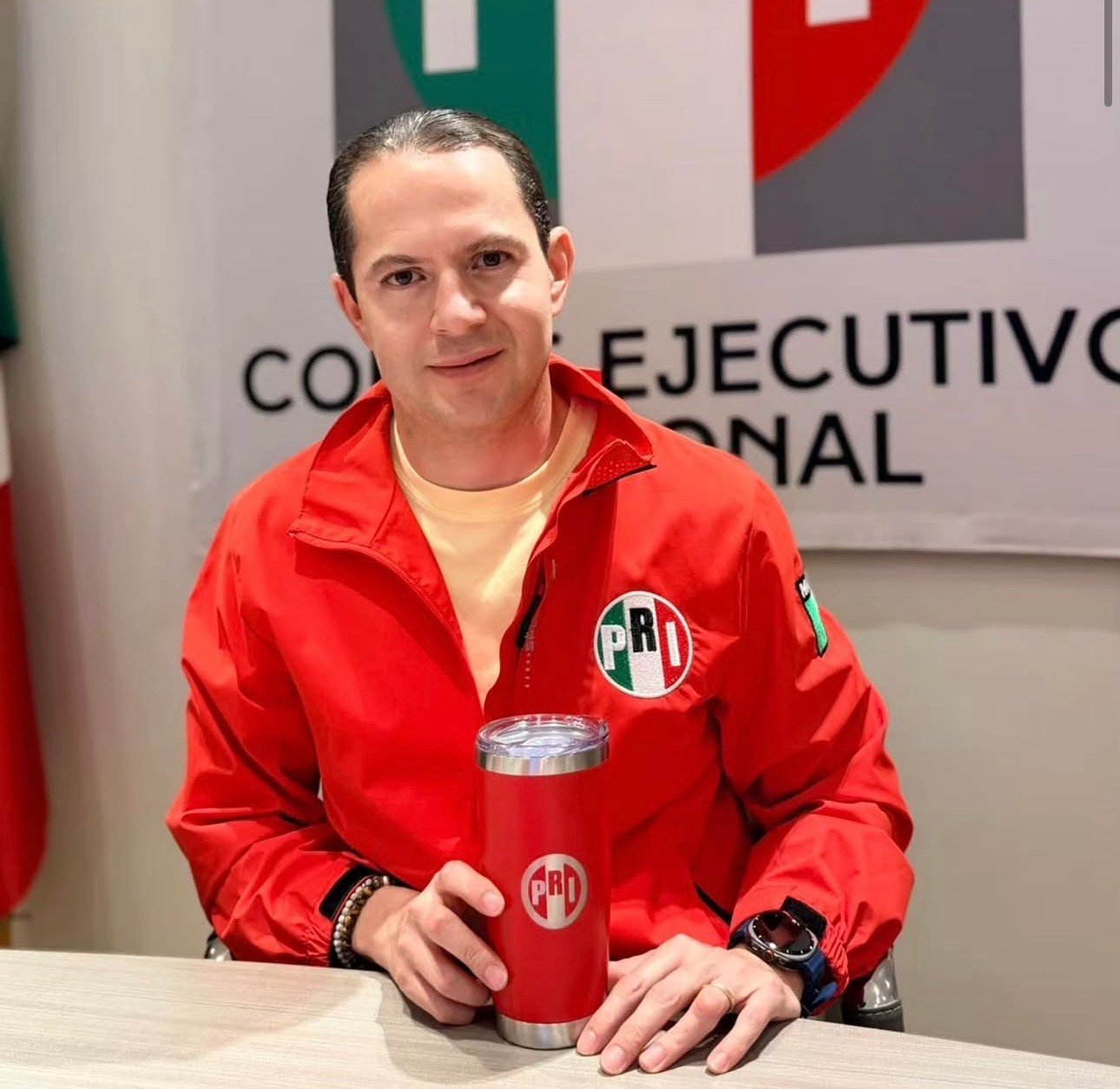 JL Villalobos se suma al #TermoChallenge de ‘Alito’ Moreno