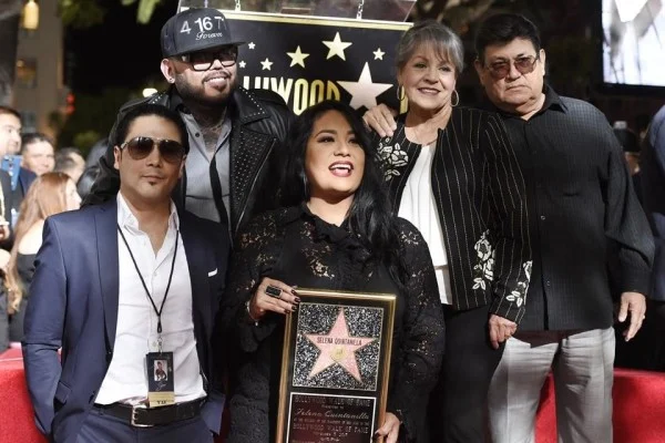 Demanda A.B. Quintanilla por herencia de Selena