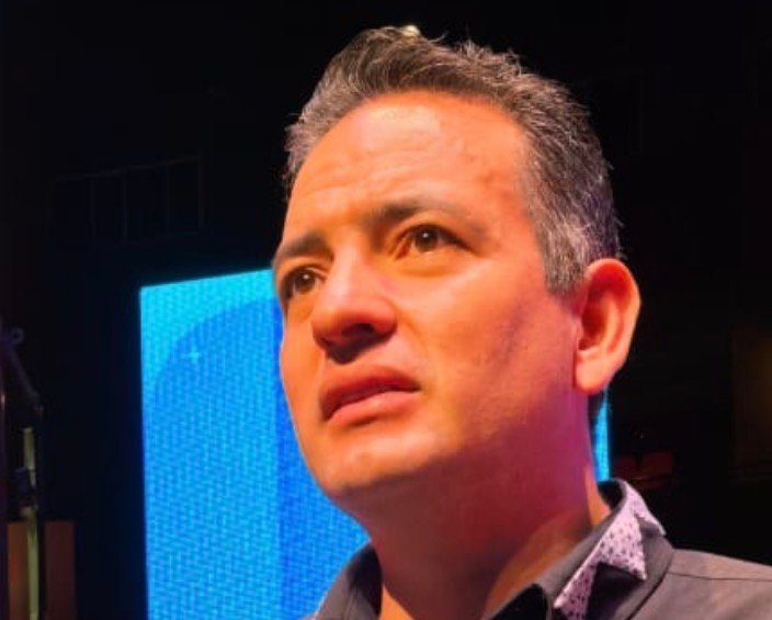 Mantiene alcalde en suspenso posible licencia rumbo al proceso electoral