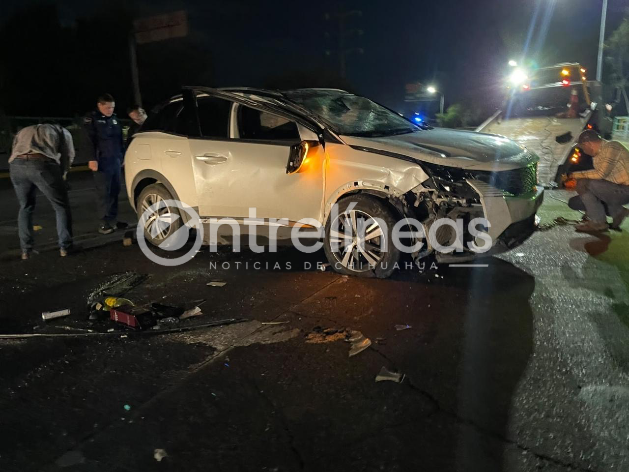 Mujer vuelca tras perder el control en La Cantera; viajaba en estado de ebriedad