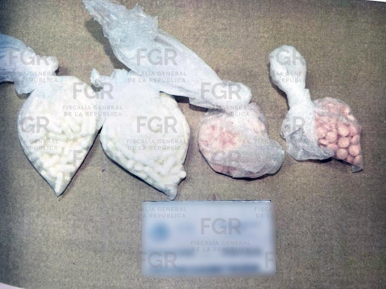 Capturan a mujer con 472 tabletas de tramadol y un dron