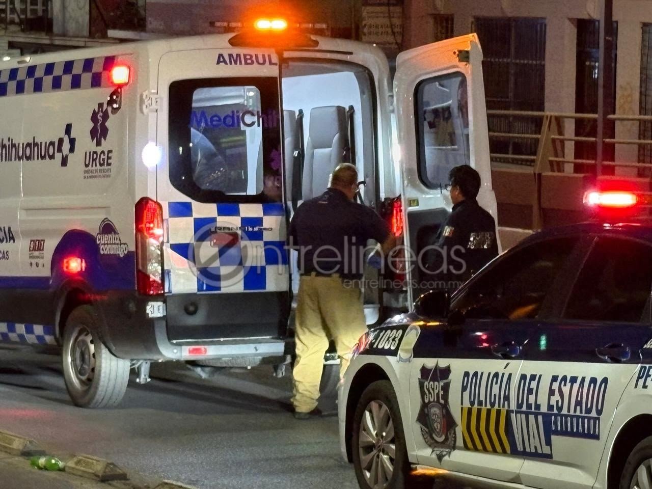 Atropellan a hombre en avenida Independencia; resulta con lesiones de consideración