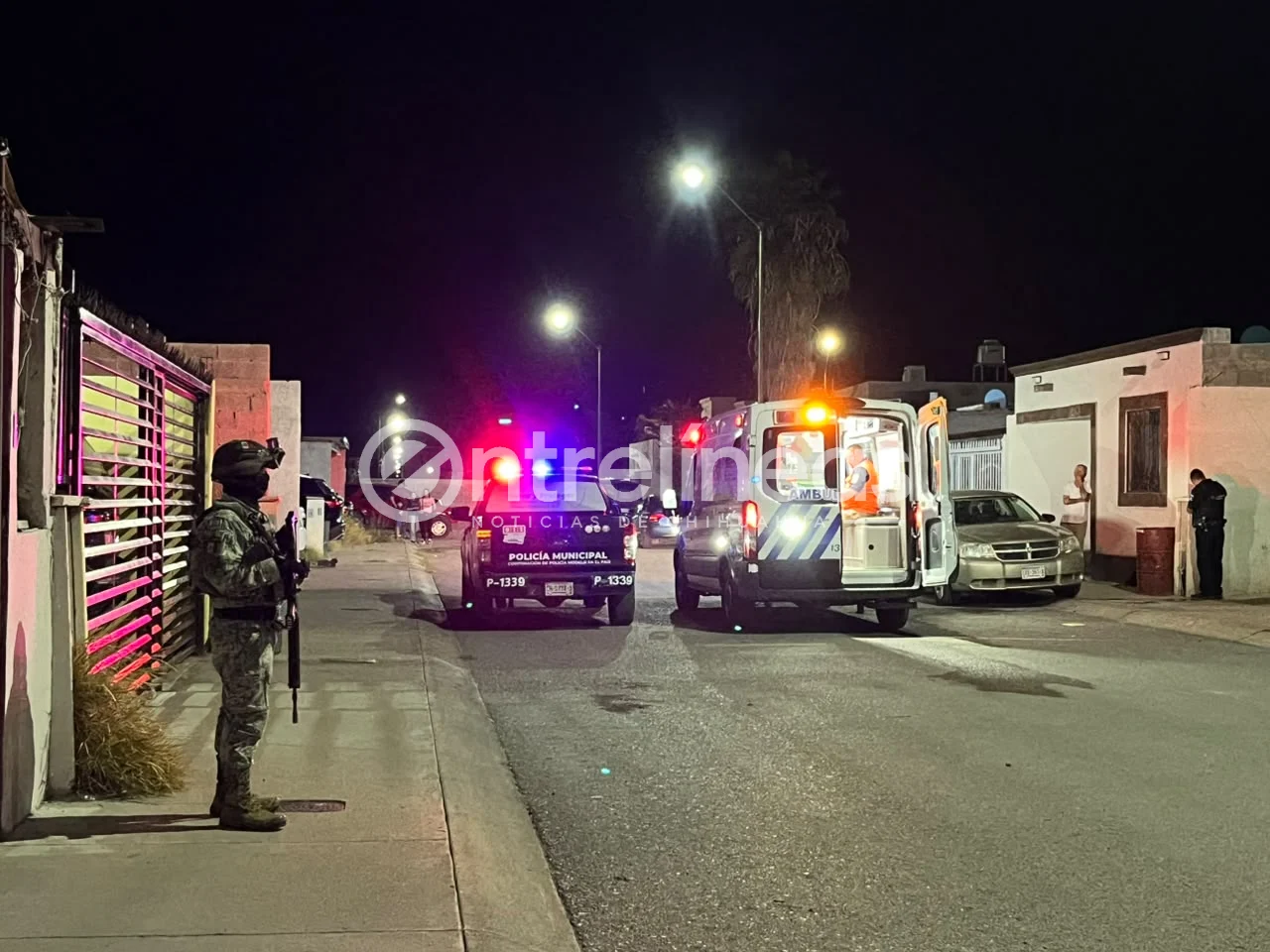 Atacan a balazos a hombre y otro más sufre golpiza con bat en la Juan Güereca