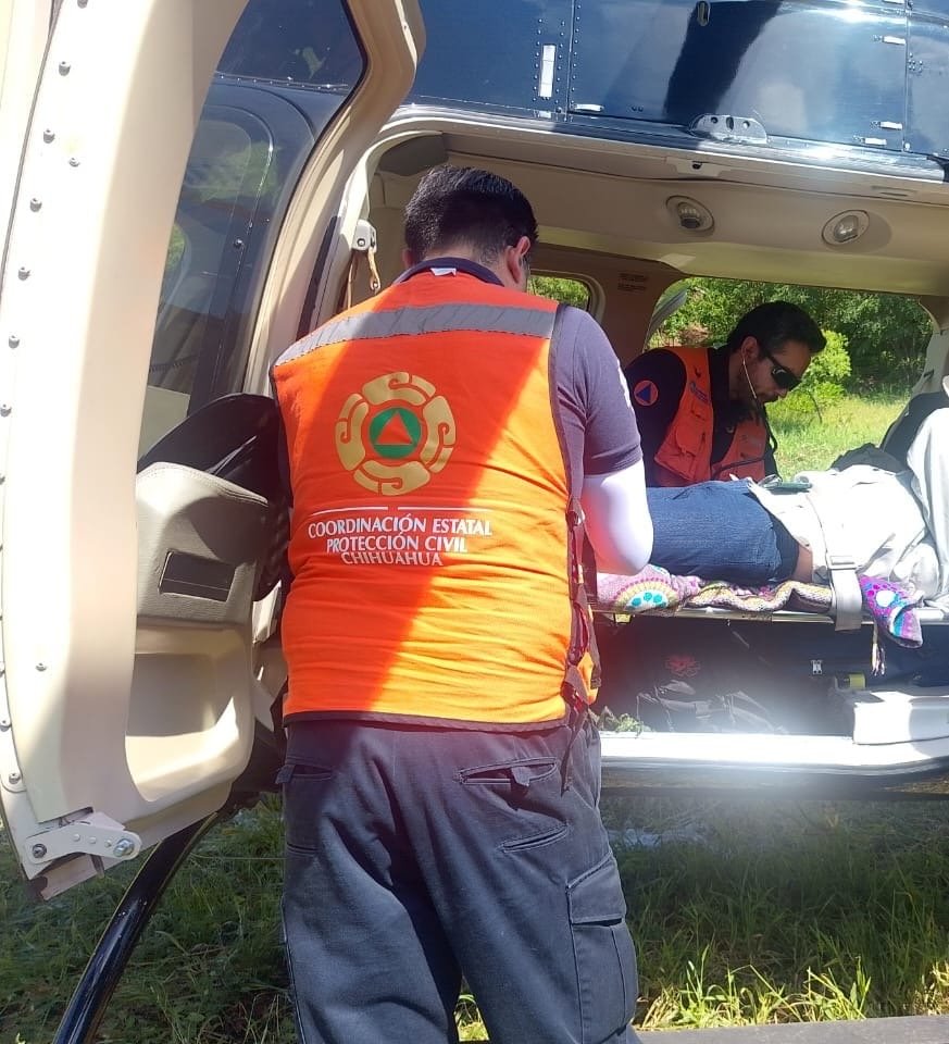 Efectúa Estado primer traslado aeromédico del mes de septiembre - Entre Líneas - Noticias de Chihuahua