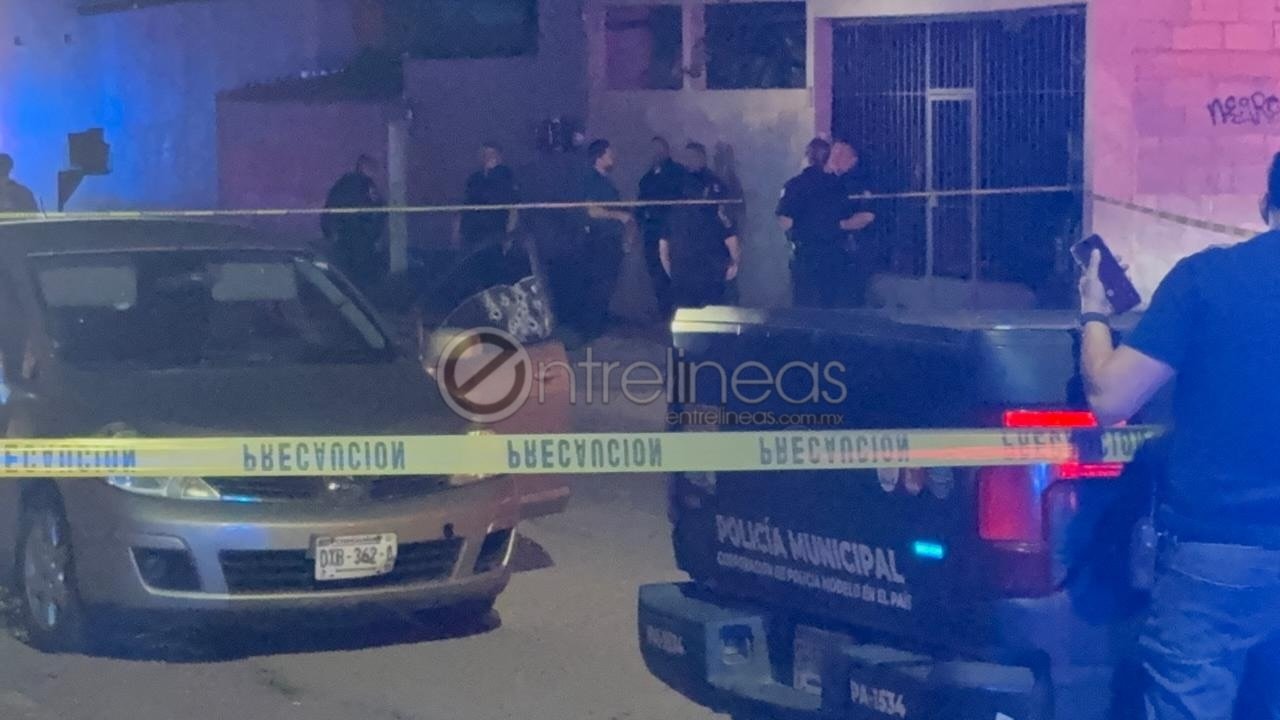 Ejecutan a un hombre y una mujer a bordo de vehículo en la colonia Veteranos