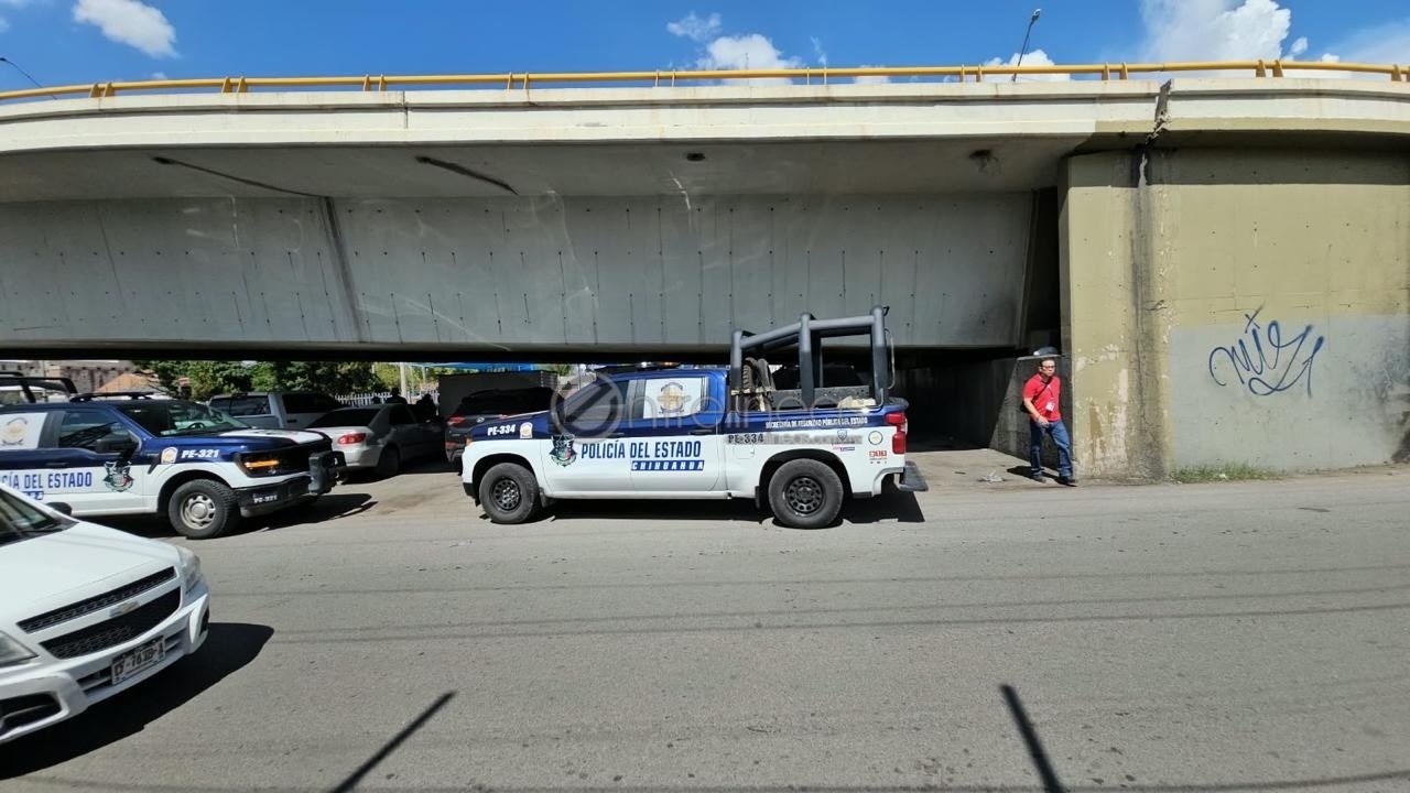 Liberan a sujeto que presuntamente dejó narcomanta en puente, no encontraron mensaje