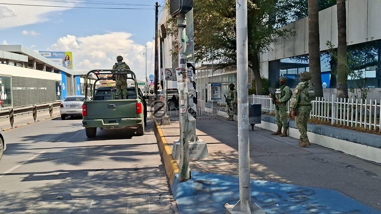 Resguardan FGR tras detención de sujetos con armas y explosivos